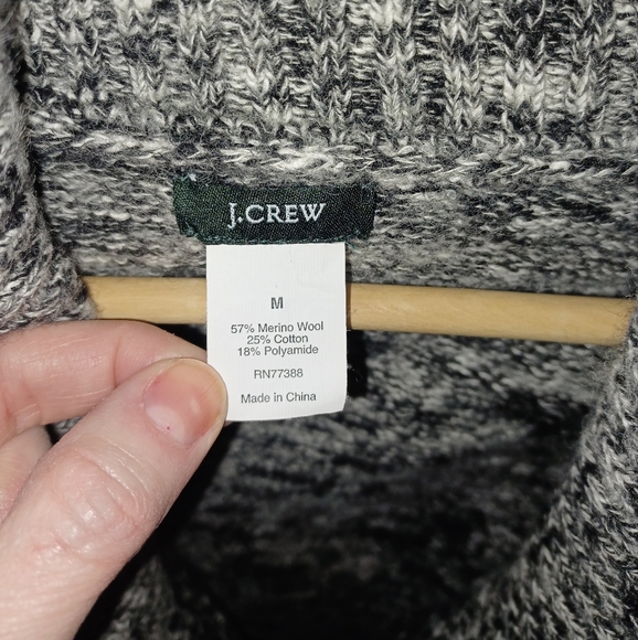J. Crew Women's Merino Wool Sweater Size Medium - Picture 2 of 3